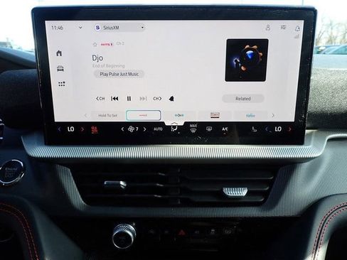 Certified 2025 Ford Explorer ST-Line image 14