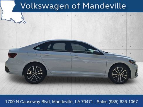 Certified 2026 Volkswagen Jetta Sport FWD image 4