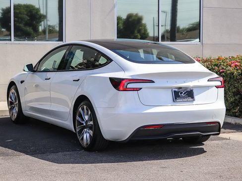 Used 2025 Tesla Model 3 Long Range RWD image 5