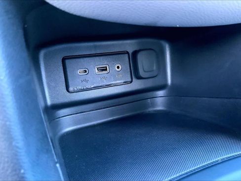 Used 2024 Chevrolet Equinox LT image 34