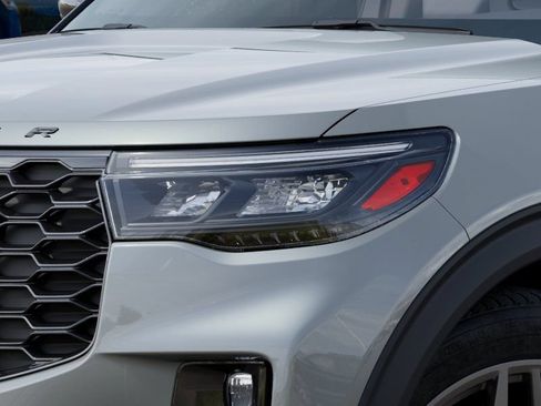 New 2027 Ford Explorer ST-Line w/ Premium Package AWD/4WD image 18