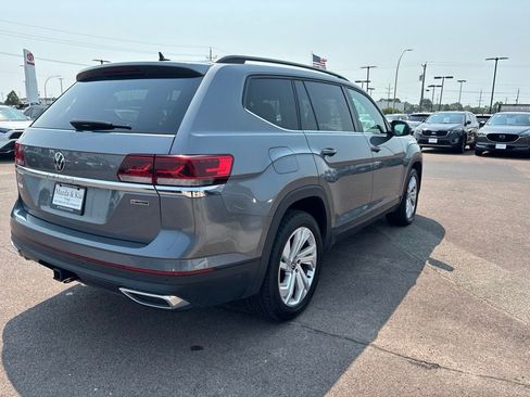 Used 2021 Volkswagen Atlas SE AWD/4WD image 5