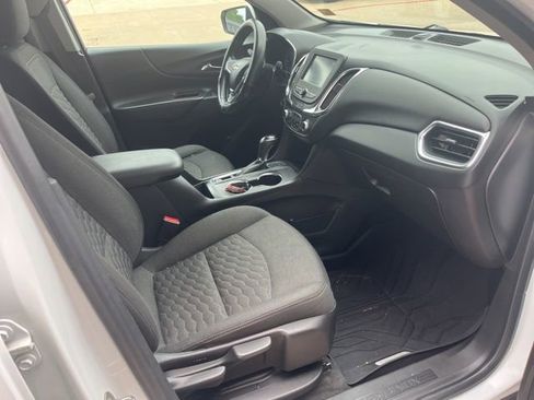 Used 2018 Chevrolet Equinox LT AWD/4WD image 13