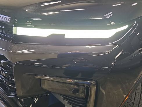 New 2026 Chevrolet Traverse Z71 w/ Enhanced Driving Package AWD/4WD image 33