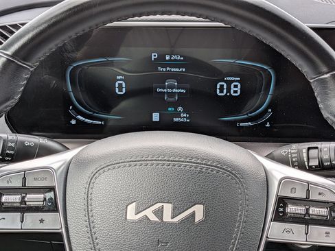 Used 2025 Kia Telluride S AWD/4WD image 20
