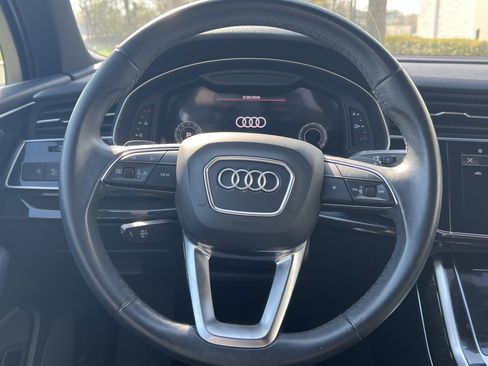 Certified 2022 Audi Q7 2.0T Premium w/ Convenience Package AWD/4WD image 18