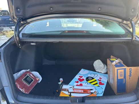 Used 2023 Honda Civic Sport image 10