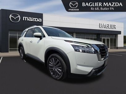 Used 2023 Nissan Pathfinder SL