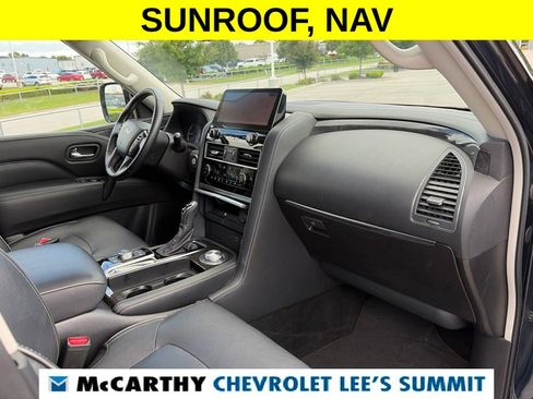 Used 2024 INFINITI QX80 Luxe AWD/4WD image 31