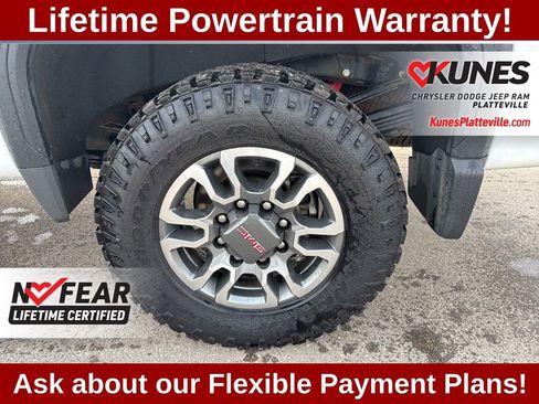 Used 2024 GMC Sierra 3500 SLE w/ SLE Convenience Package AWD/4WD image 16