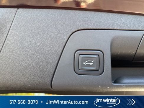 Used 2021 Buick Envision Avenir w/ Technology Package II image 20