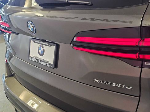 New 2026 BMW X5 xDrive50e AWD/4WD image 7
