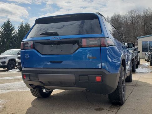 New 2026 Jeep Cherokee Overland image 3