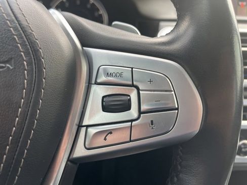 Used 2019 BMW 750i w/ Executive Package image 34
