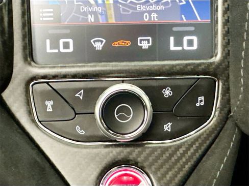 Used 2018 McLaren 720S Performance image 16