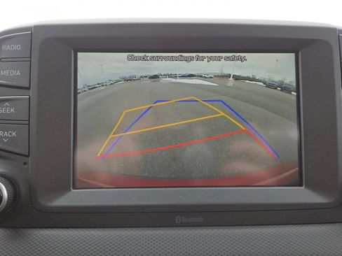 Used 2019 Hyundai Kona SE w/ Cargo Package image 6