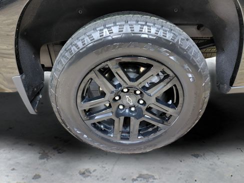 Certified 2024 Chevrolet Silverado 1500 RST w/ Convenience Package II AWD/4WD image 13