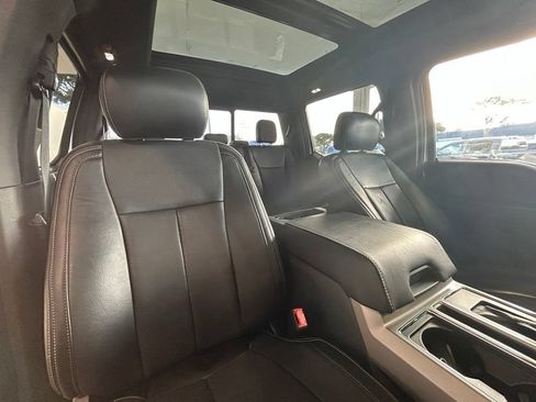 Used 2018 Ford F150 Lariat w/ Equipment Group 502A Luxury RWD image 30