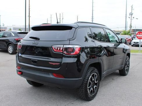 Used 2025 Jeep Compass Trailhawk AWD/4WD image 41