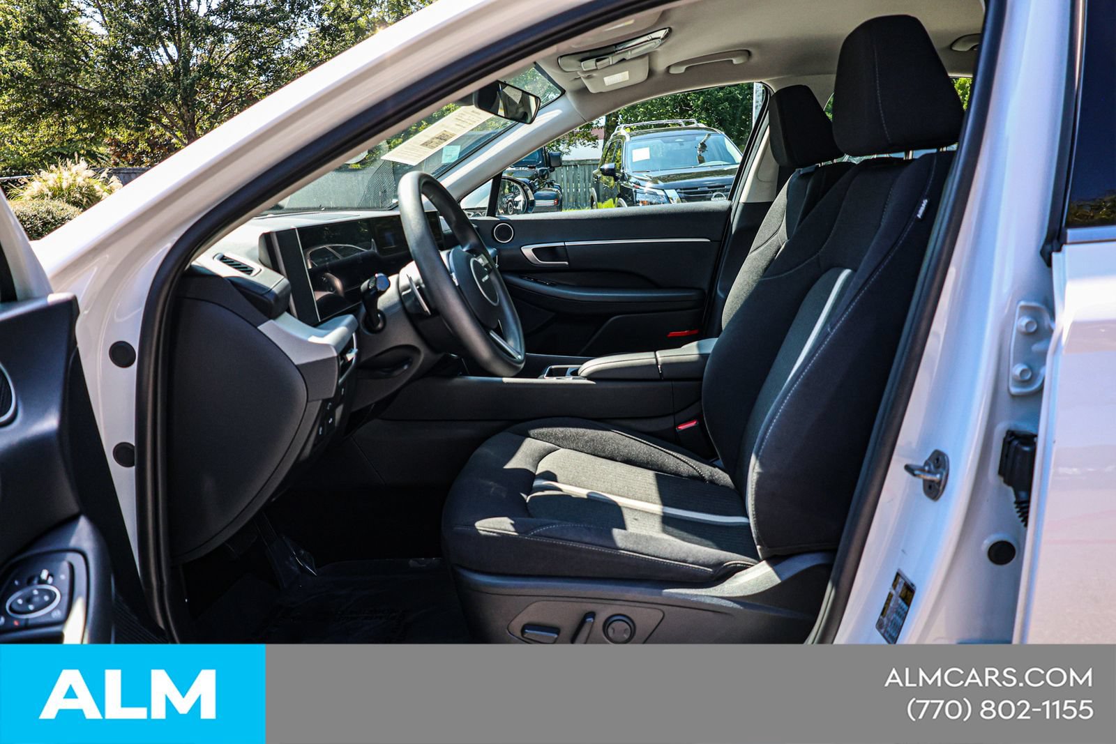 Used 2025 Hyundai Sonata SEL FWD image 17