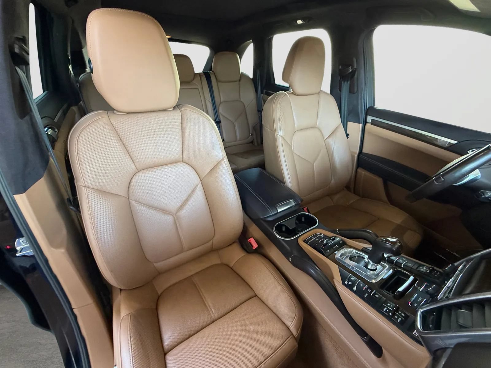 Used 2013 Porsche Cayenne Turbo AWD/4WD image 21