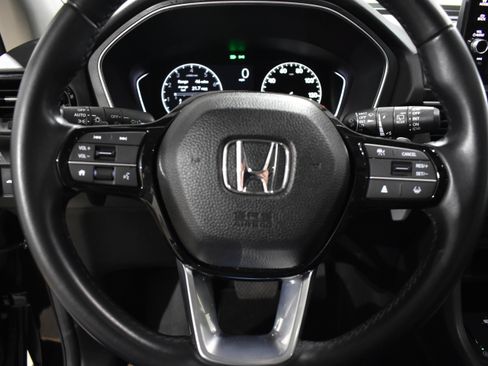 Used 2023 Honda Pilot Touring image 16