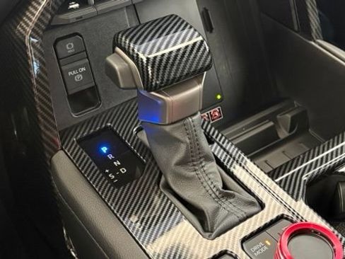 Used 2026 Toyota Tundra Limited AWD/4WD image 40