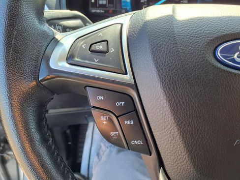 Certified 2023 Ford Edge SEL image 17