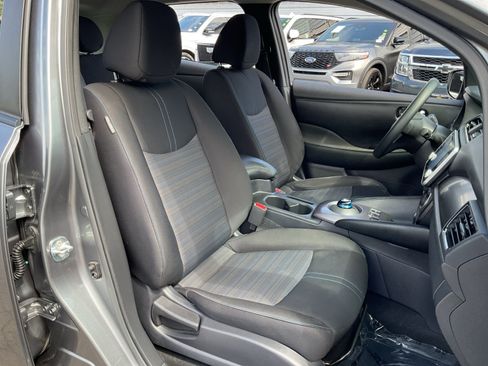 Used 2023 Nissan Leaf S FWD image 21