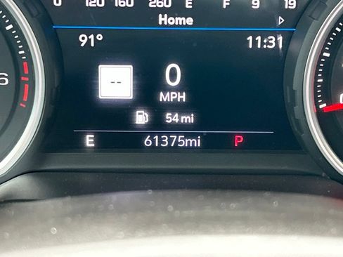 Used 2021 Chevrolet Suburban High Country RWD image 25