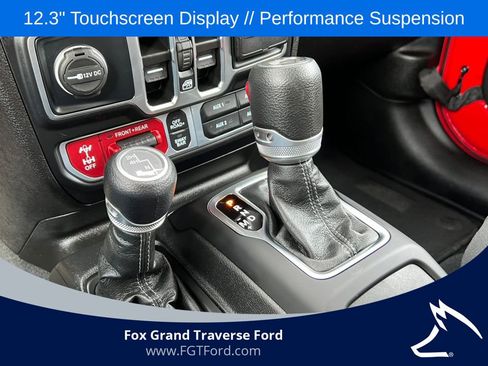 Used 2024 Jeep Wrangler Unlimited Rubicon image 30