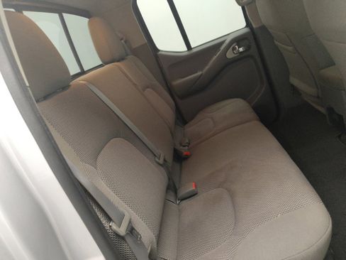 Used 2019 Nissan Frontier SV RWD image 19