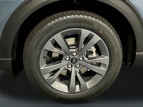 New 2026 Ford Explorer Active AWD/4WD image 12