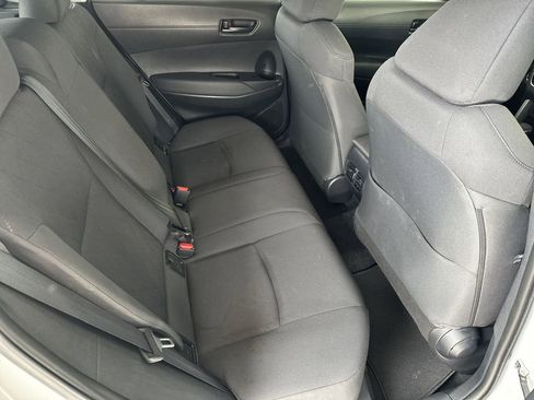 Used 2022 Toyota Corolla Cross LE image 32