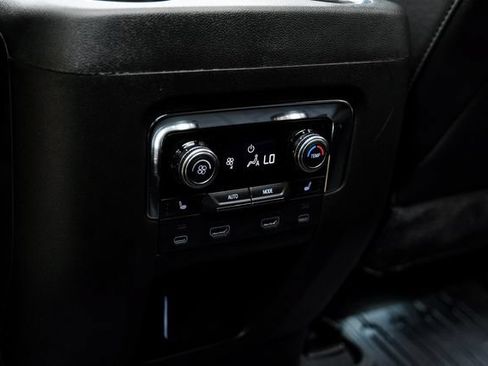 Used 2026 GMC Yukon AT4 w/ AT4 Premium Plus Package AWD/4WD image 69