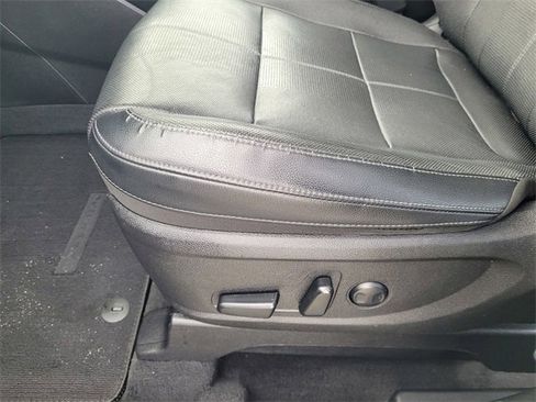 Used 2022 Kia Telluride EX w/ EX Premium Package image 25