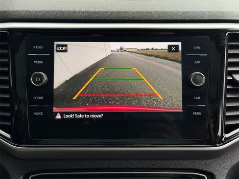 Used 2022 Volkswagen Atlas Cross Sport SEL R-Line image 20