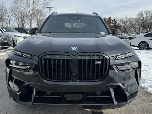 New 2026 BMW X7 M60i image 3