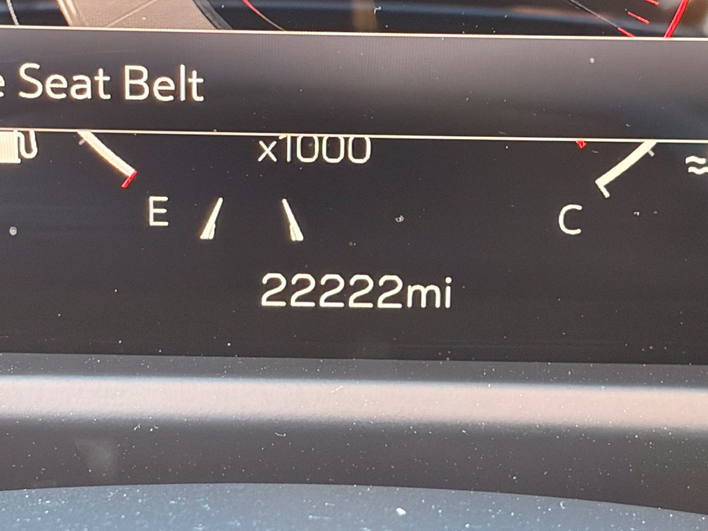 Used 2026 GMC Acadia Elevation FWD image 18