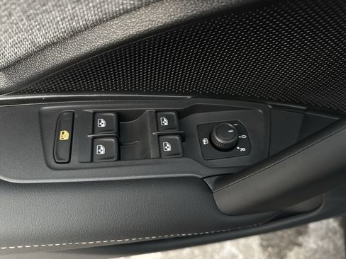 New 2026 Volkswagen Tiguan S image 23