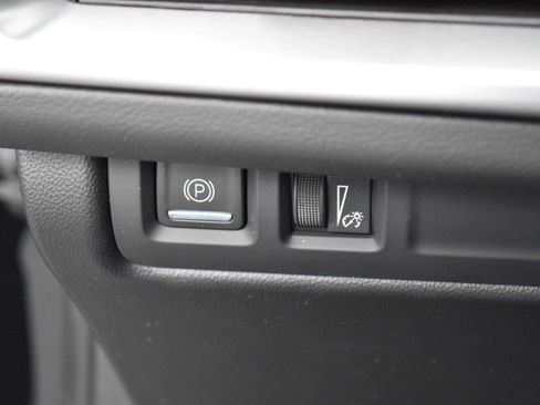 Certified 2024 Cadillac XT4 Sport AWD/4WD image 28