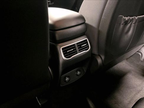 Used 2023 Hyundai Santa Fe SEL image 28