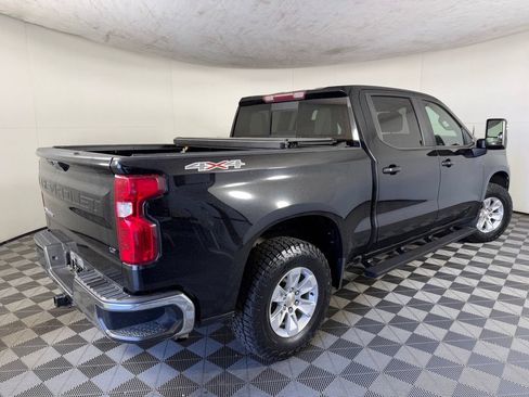 Used 2021 Chevrolet Silverado 1500 LT w/ Convenience Package II AWD/4WD image 15