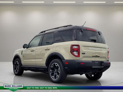 Used 2025 Ford Bronco Sport Outer Banks w/ Outer Banks Tech Package+ AWD/4WD image 6