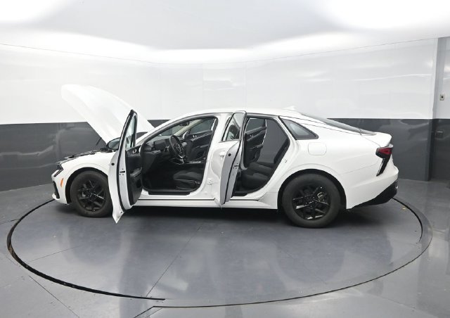 Used 2026 Kia K5 LXS FWD image 42