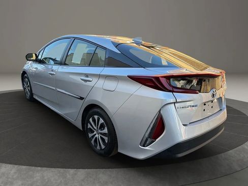Used 2022 Toyota Prius Prime XLE FWD image 7