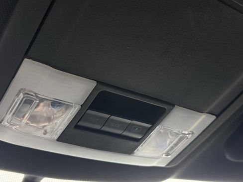 Used 2018 Ford Explorer Sport image 31