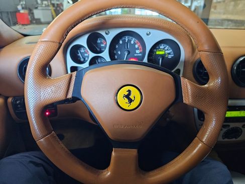 Used 2000 Ferrari 360 Spider image 9