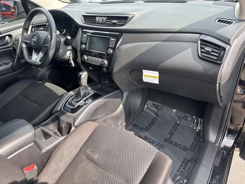 Used 2021 Nissan Rogue Sport S FWD image 11
