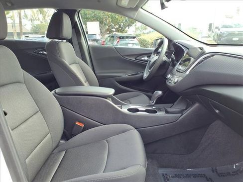 Used 2020 Chevrolet Malibu LS image 10